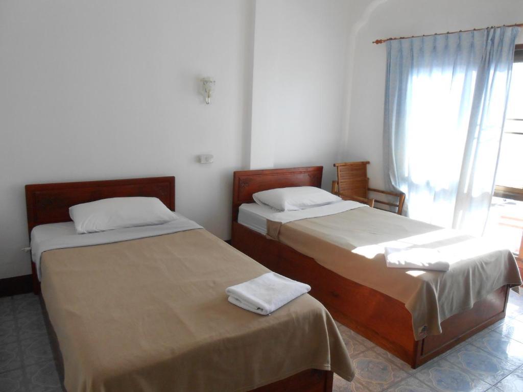 Ban Nongdouang Chanthasom Guesthouse מראה חיצוני תמונה
